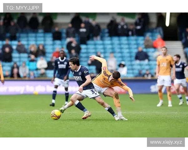 瓦尔迪闪击麦卡特建功莱斯特城主场完胜伊普斯维奇迎关键三分